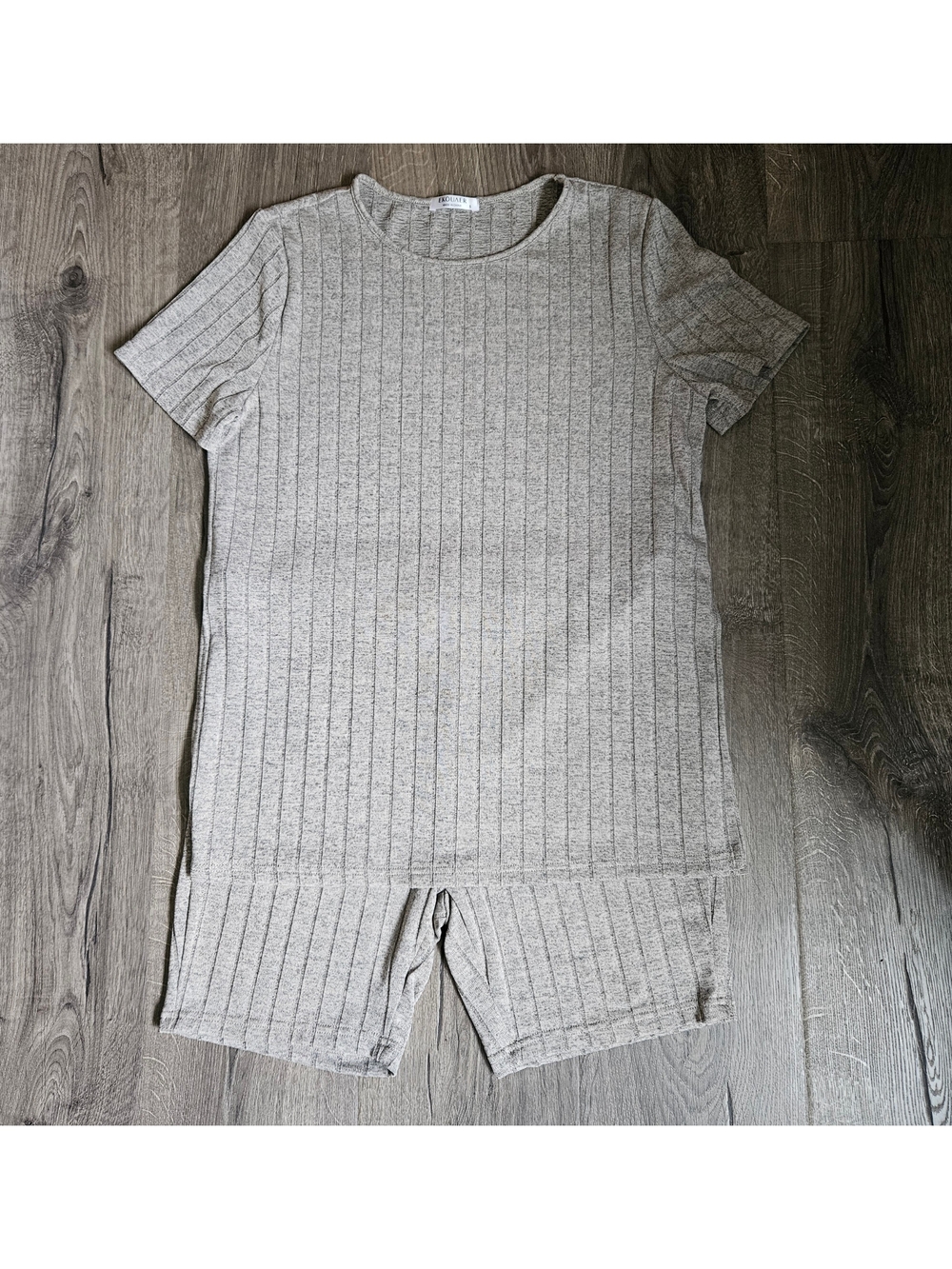 Maternity Outfit- Set in Light Gray